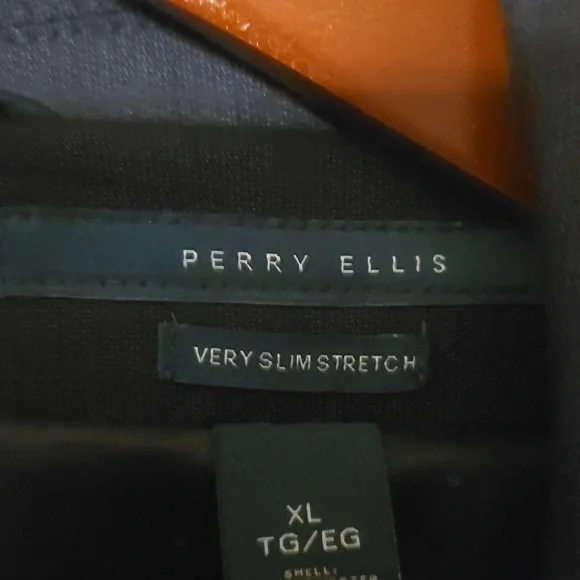 MENS suit